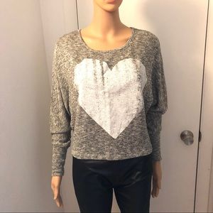 The Classic ❤️ U top size medium